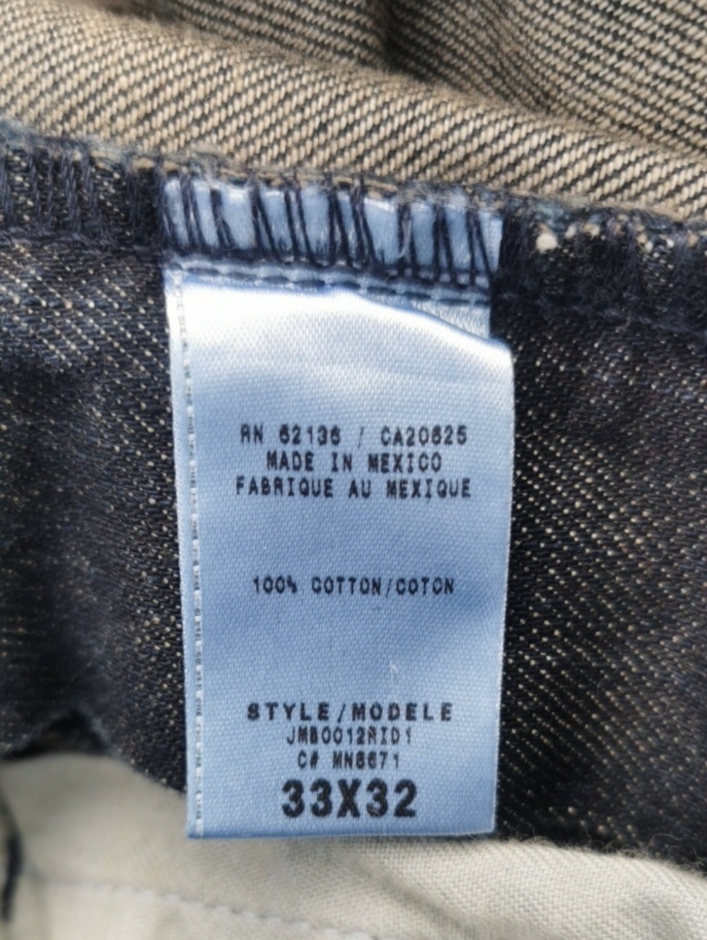 Men's Y2K Guess Dark Wash Indigo Jeans with Rear Zipper Details. Size 33X32 - Picture 6 of 8